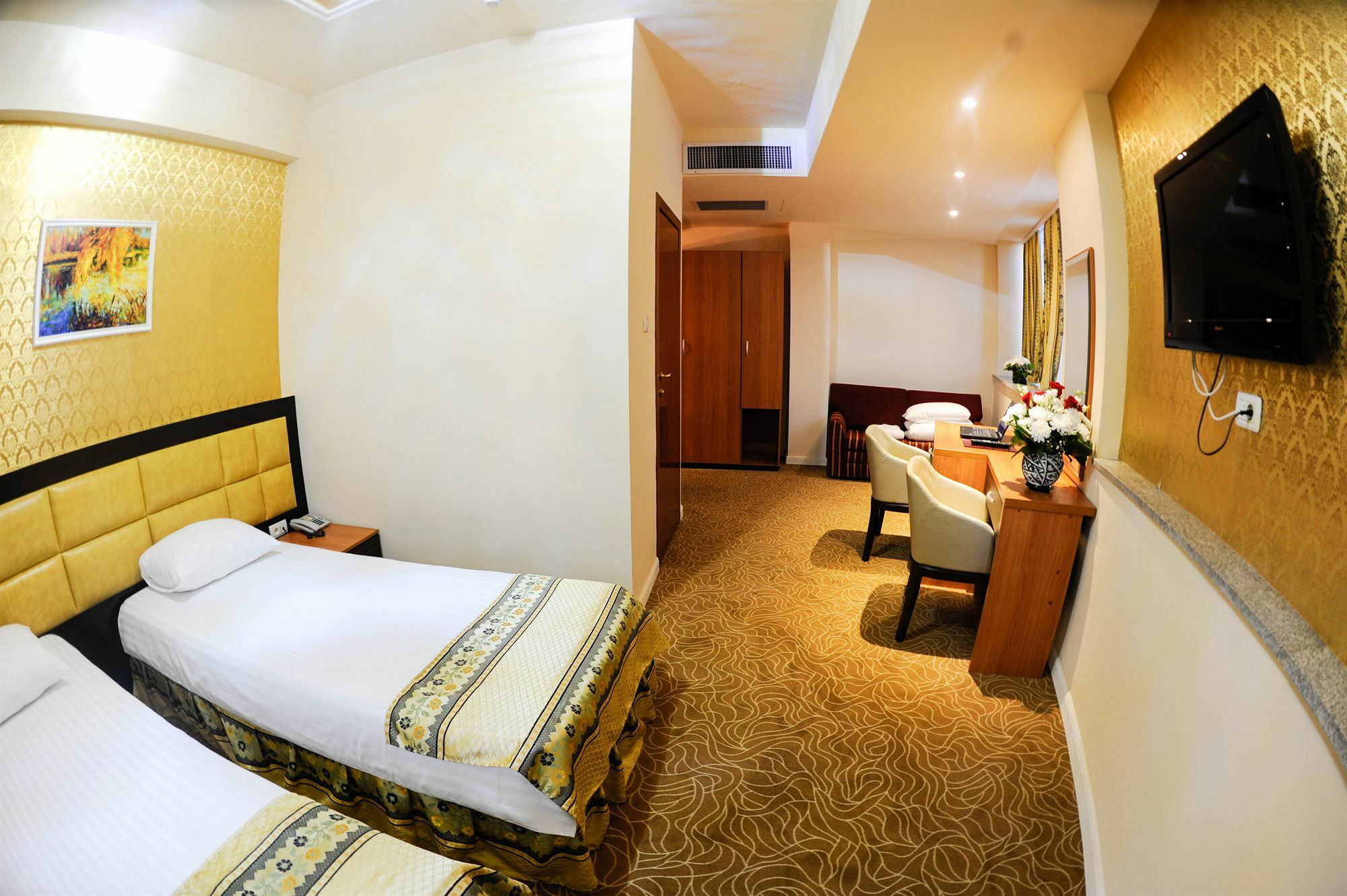 Kosher Hotel Lev Or Букурещ Екстериор снимка