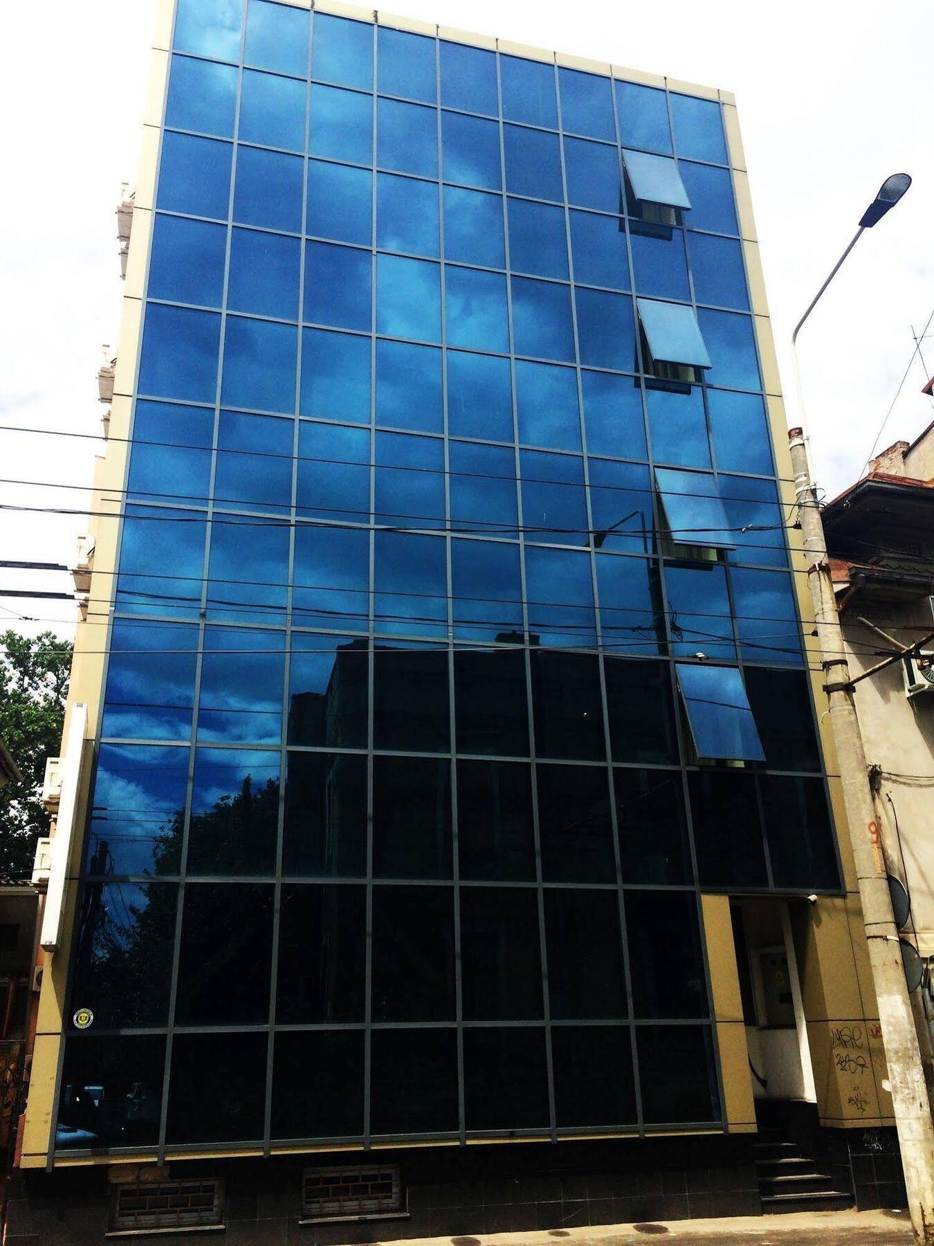 Kosher Hotel Lev Or Букурещ Екстериор снимка